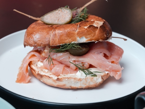 Salmon Bagel 